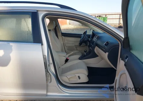 2010 Volkswagen Jetta Tdi из США, поврежденный, VIN 3VWTL8AJ0AM638111